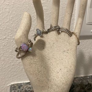 Mixed ring bundle, includes 8 rings